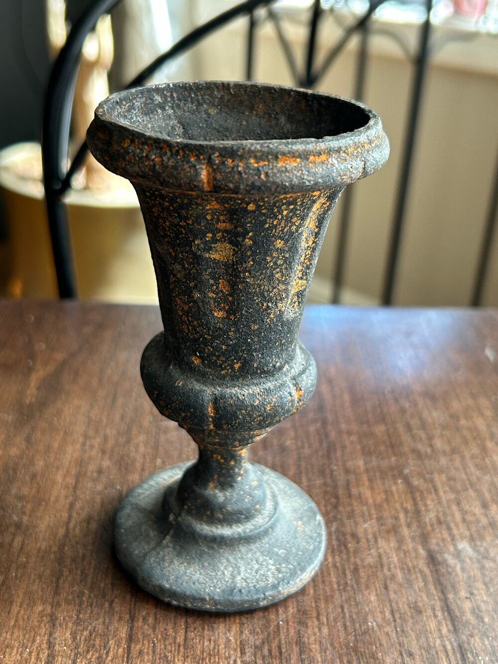 Vintage small rustic cast iron urn planter 5.5” tall farmhouse decor